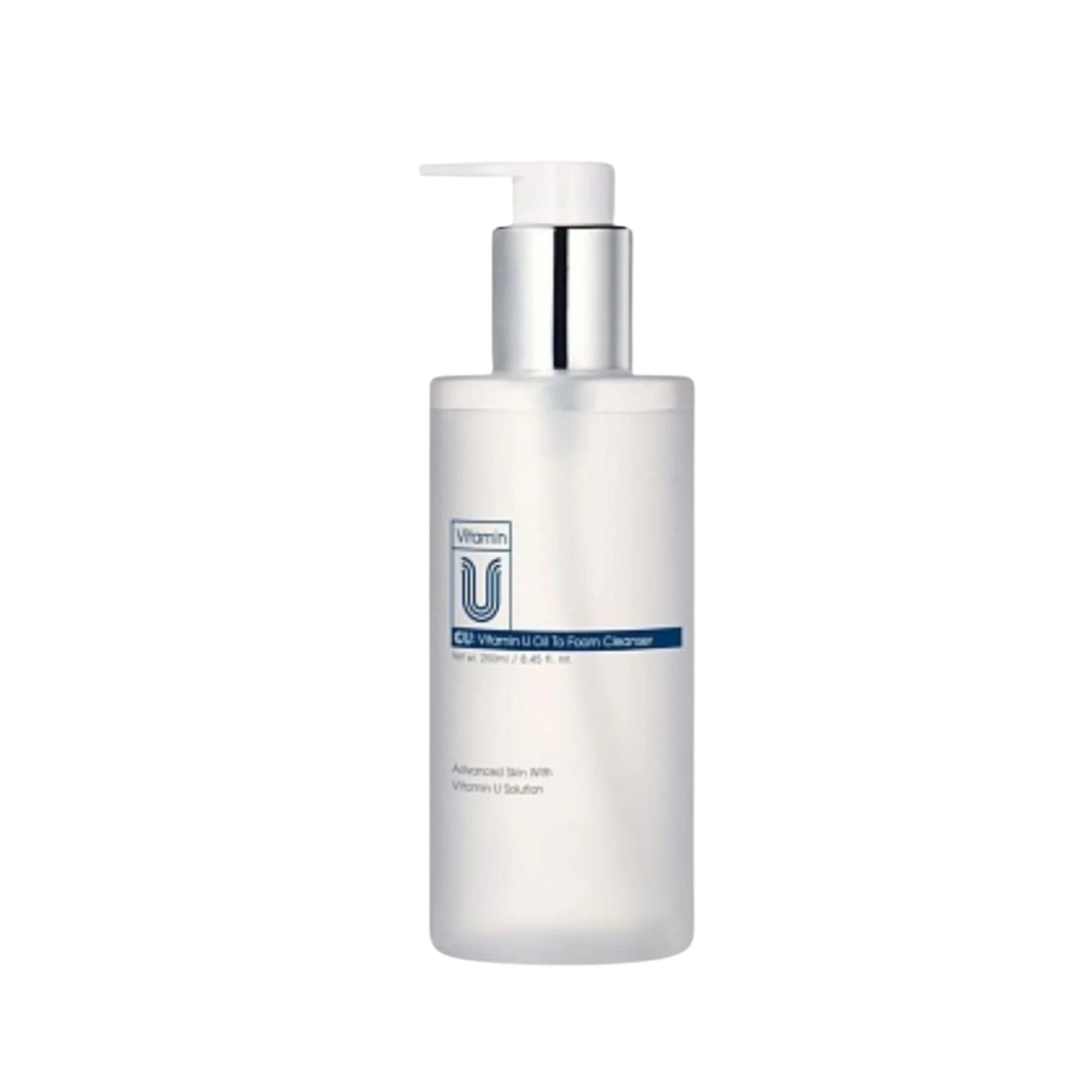 CUSKIN Drėkinamasis aliejinis veido prausiklis su vitaminu U, 250 ml, baltos spalvos fone